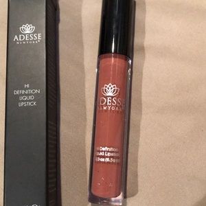 Brand new Adesse liquid lipstick.